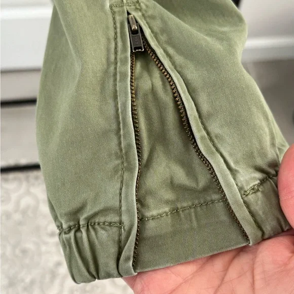 CAbi Olive Green Ankle Cargo Pants - Picture 5 of 12